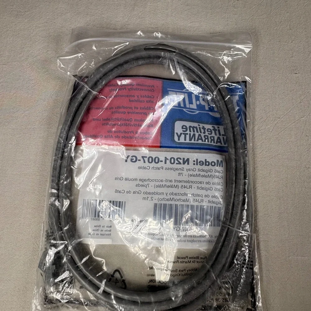 Tripp Lite N201-007-GY Cat6 Gigabit Gray Snagless Patch Cable RJ45 7ft Ethernet